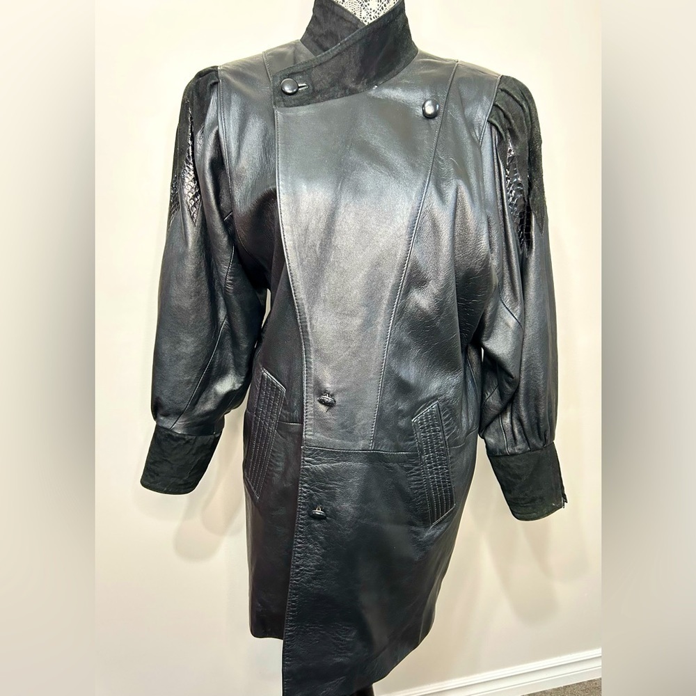 Vintage 90’s oversized leather patchwork detailed convertible jacket